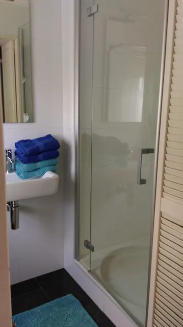 Studio de Spaier 4a v.a. € 25,- p.p.p.n