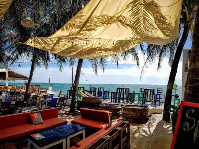 Pappa Goulash, Hungarian Restaurant - Homemade and German sausages