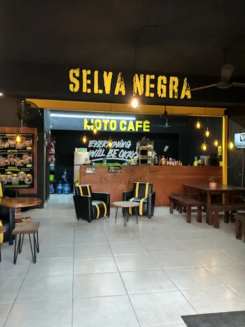 Selva Negra Moto Café