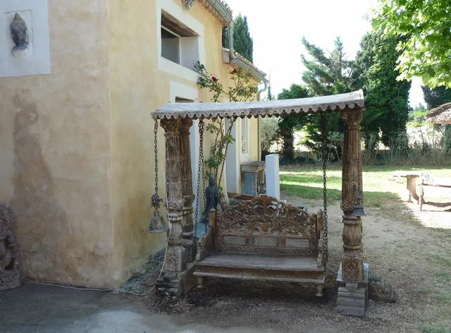 Mas à Cheval-Blanc en Provence