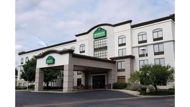 Wingate by Wyndham Charlotte Airport South/ I-77 Tyvola