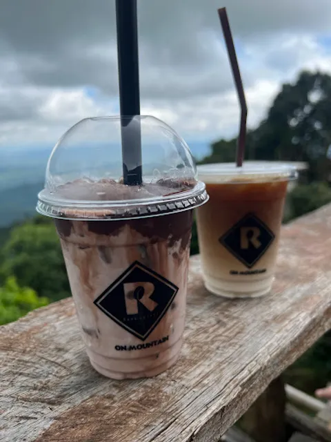 R Coffee ดอยแม่มอญ