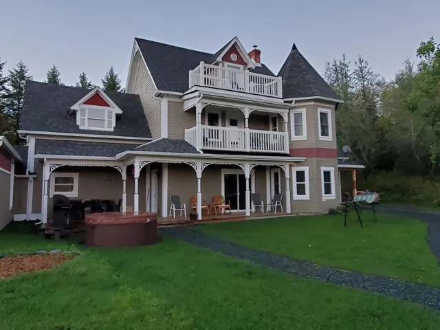 Miel et Terre Chalet et Apiculture