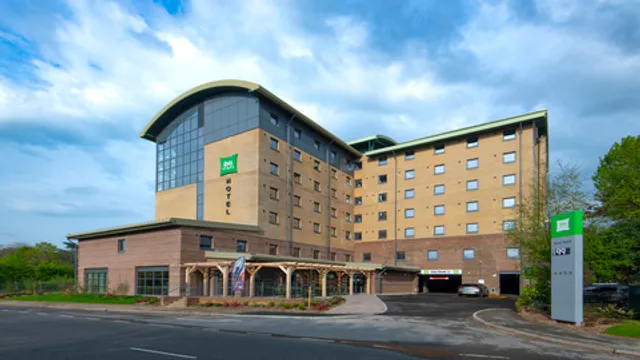 ibis Styles London Gatwick Airport