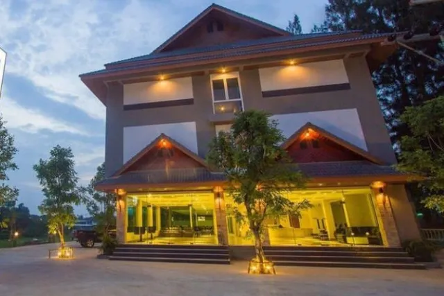 โรงแรมเพชรพะงัน(PhetPhangan Hotel)