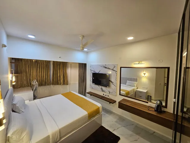 ss lumina guest house