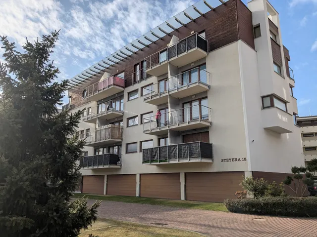 Hel, ul. Admirała Steyera 8/8b