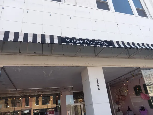 Blushe Boutique