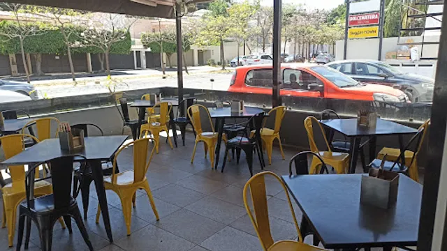 Smash Town Naciones Unidas