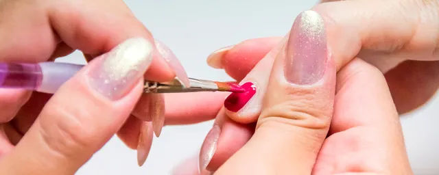 Red Nails Nail Salon