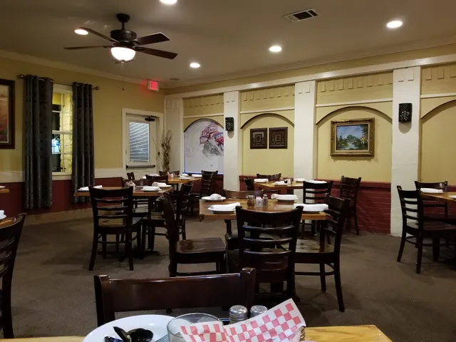 Italian Garden Cafe (Canyon Lake)