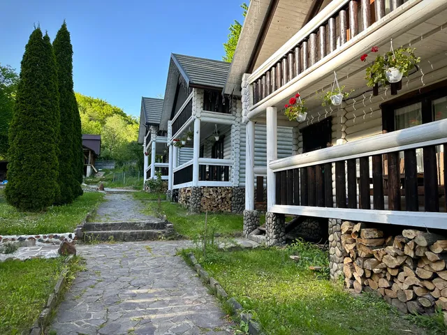 База відпочинку Forest Stream