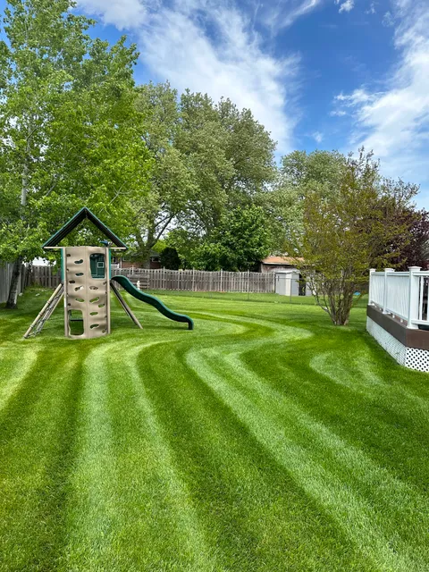 Mele & Sons Landscapes LLC