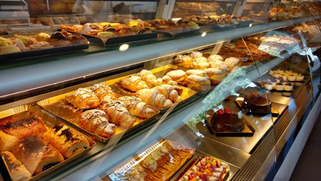 Pastelaria Ameadella - Encosta Santa Luzia