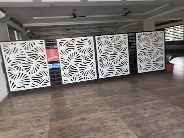 Hotel Shivneri Family Garden Restaurant