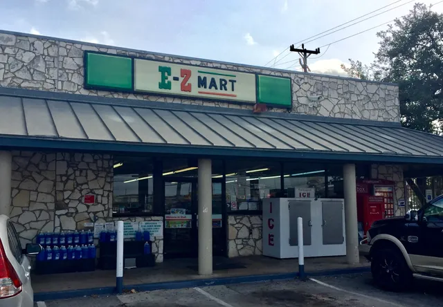 E-Z Mart