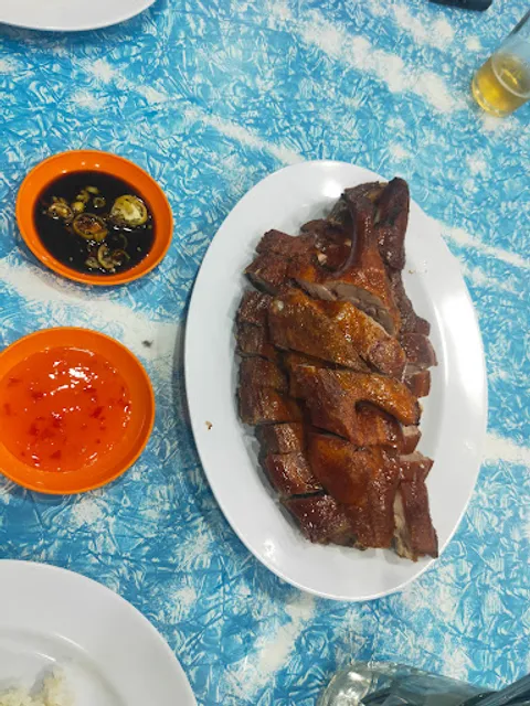 Chuan Hong Restaurant