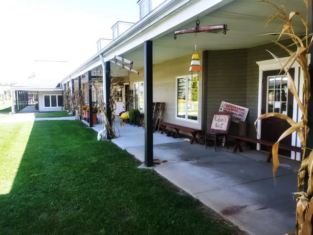 Georgian Place Shopping and Office Condos