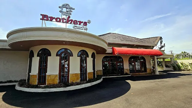 Brothers Cafe