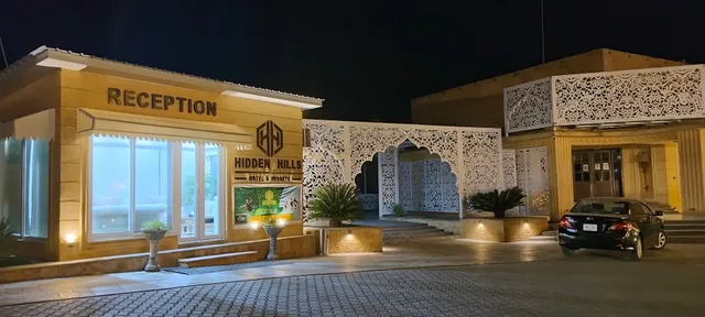 Hidden Hills Hotel & Resort