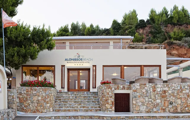 Alonissos Beach Bungalows And Suites Hotel