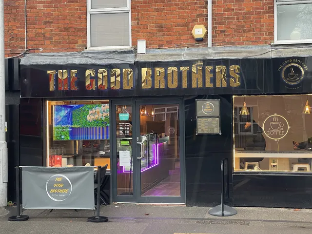 The Good Brothers Cafe Lounge