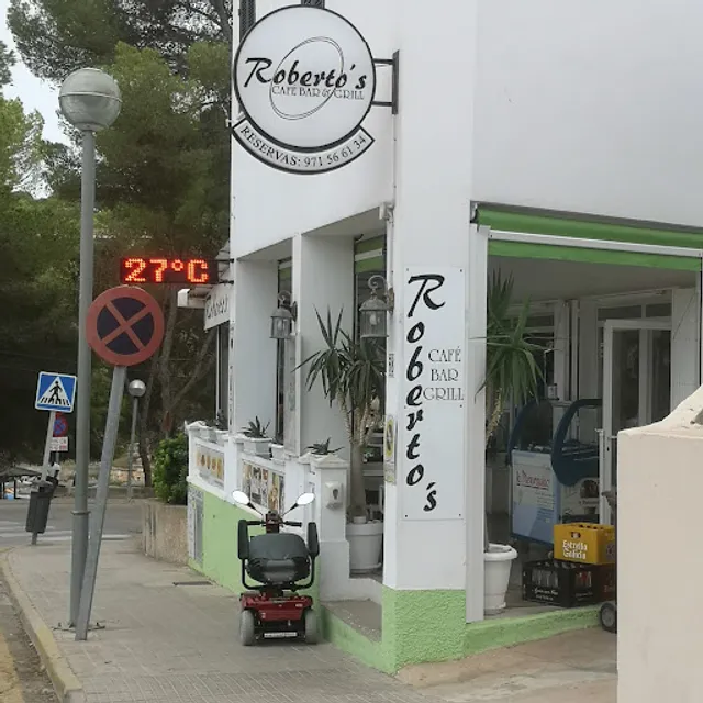 Roberto's Café Bar Grill