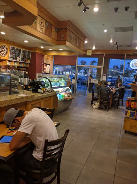 The Coffee Bean & Tea Leaf