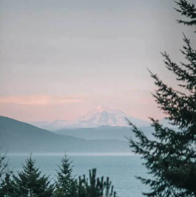 Orcas Island Bayside Cottages