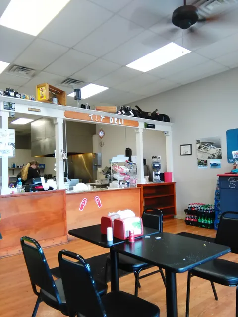 Shoppes At Courthouse