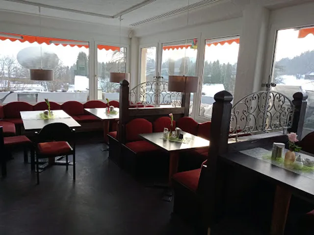 Café Zendler in der Rosenalm