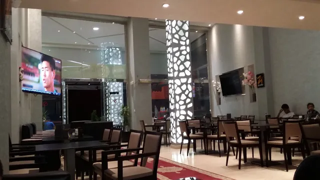 Redaice : Café & Glacier