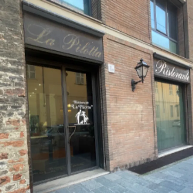 La Pilotta by Bequadro