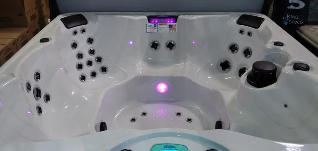 Pelican Pool & Spas Skis & Snowboards