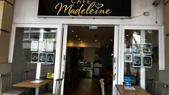 Cafe Madeleine