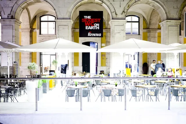 The Sexiest WC on Earth by Renova