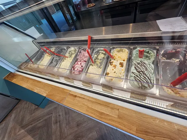Wholly Gelato Gloucester Food Dock