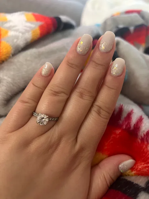 HoneyBee Beauty & Nails