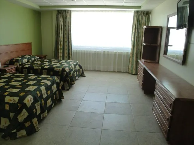 HOTEL - MOTEL "LA CIENEGA"