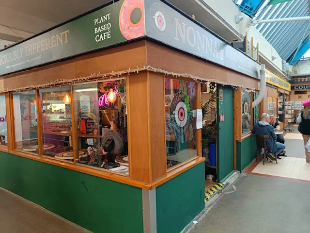 NONNA's PLANT BASED CAFE