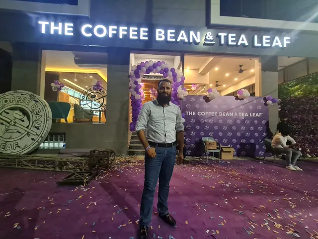 The Coffee Bean & Tea Leaf