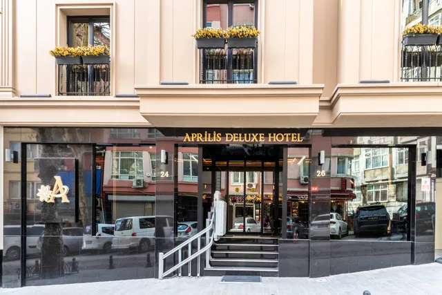 Aprilis Deluxe Hotel