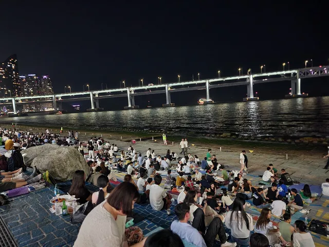 Millak Waterside Park