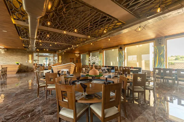 The Heaven Water Resort & Restaurant