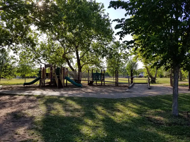 Brentwood Neighborhood Park