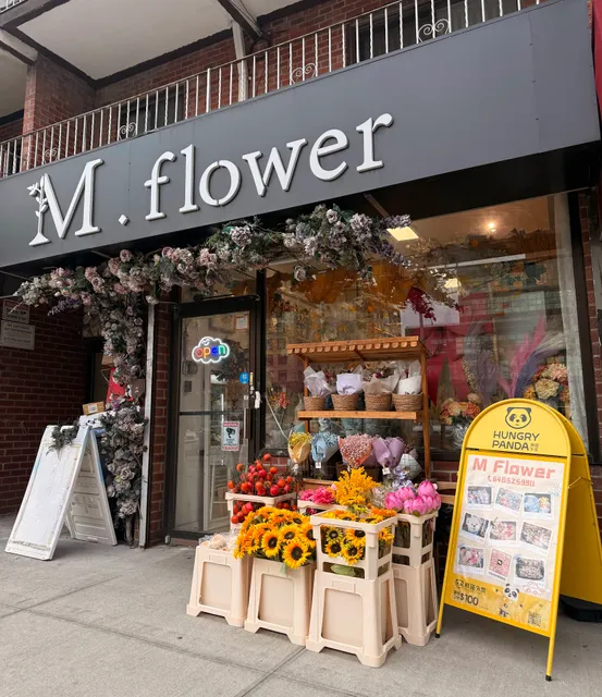 M Flower