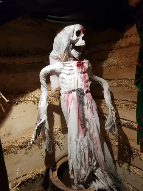 Zbójnicka Kryjówka - Harnasiowy Dom Strachów - Zakopane