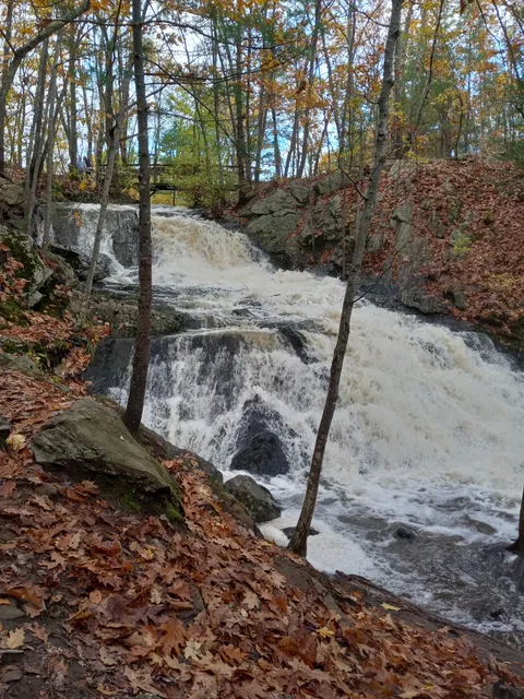 Jewell Falls - Rowe Trailhead
