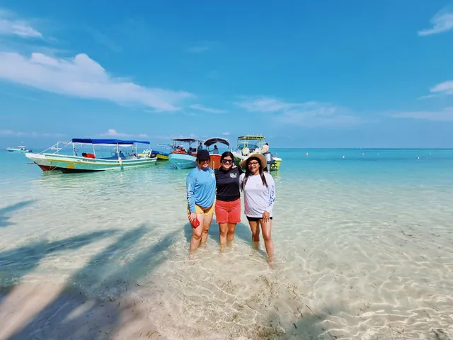 Roatan Activities West Bay Beach