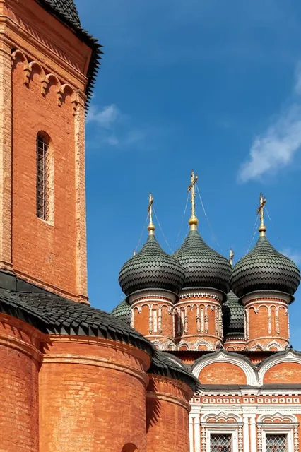 Ekskursionnaya Sluzhba Vysoko-Petrovskogo Monastyrya